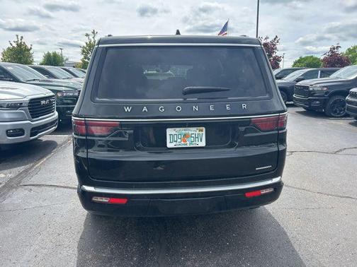 Diamond Black Crystal Pearlcoat 2024 Jeep Wagoneer Series II 4x4