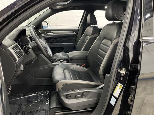 2020 Volkswagen Atlas Cross Sport 3.6L V6 SEL Premium R-Line
