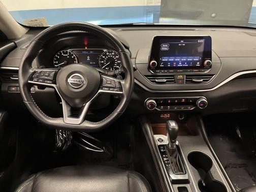 2021 Nissan Altima 2.5 SR