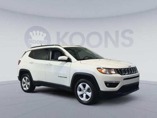 White Clearcoat 2019 Jeep Compass Latitude