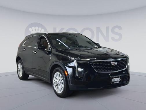 Stellar Black Metallic 2024 Cadillac XT4 Luxury