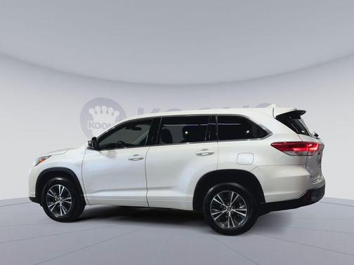 2018 Toyota Highlander LE Plus