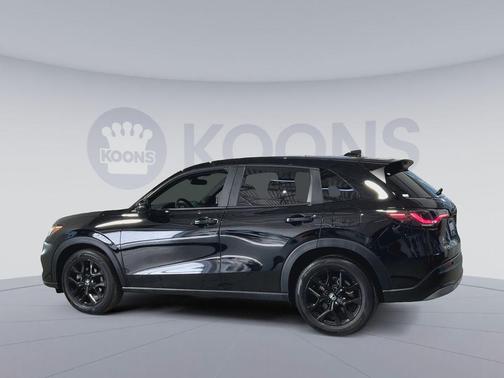 Crystal Black Pearl 2024 Honda HR-V AWD Sport