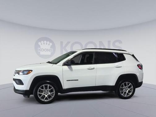 2022 Jeep Compass Latitude Lux