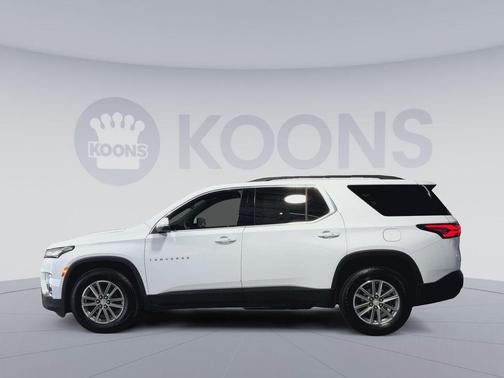 Summit White 2023 Chevrolet Traverse LT Cloth