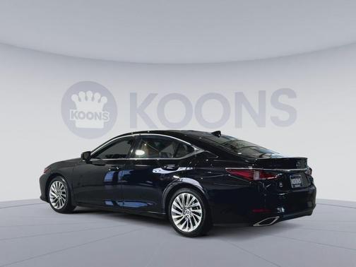 Obsidian 2023 Lexus ES 350 Ultra Luxury
