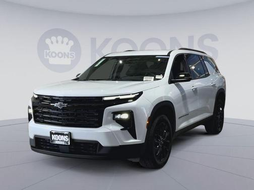 Polar White Tricoat 2026 Chevrolet Traverse LT