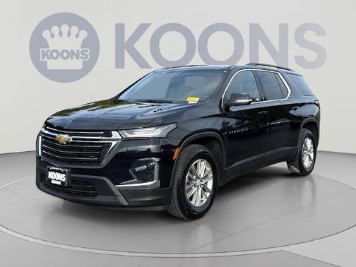 Mosaic Black Metallic 2023 Chevrolet Traverse LT Leather