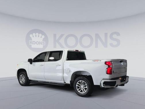 Summit White 2026 Chevrolet Silverado 1500 RST