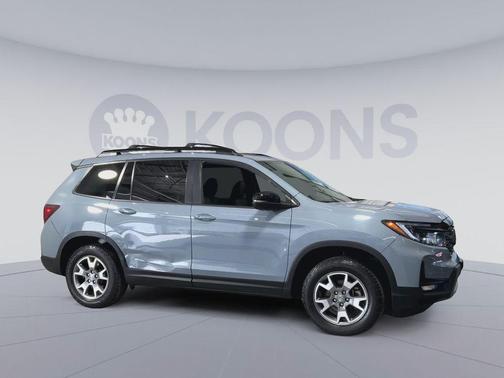 Gray Pearl 2023 Honda Passport AWD TrailSport