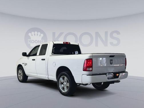 Bright White Clearcoat 2019 RAM 1500 Express