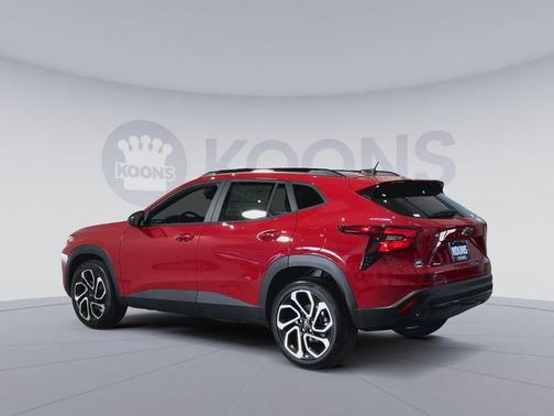 Apex Red 2026 Chevrolet Trax FWD 2RS