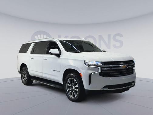 Summit White 2021 Chevrolet Suburban LT