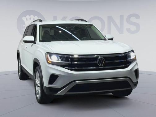 2023 Volkswagen Atlas 3.6L SE w/Technology