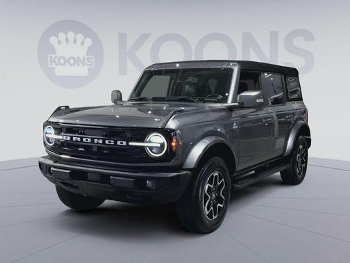 2023 Ford Bronco Outer Banks