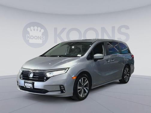 Lunar Silver Metallic 2024 Honda Odyssey Touring