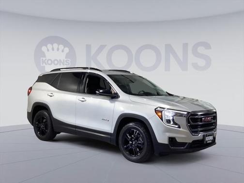2022 GMC Terrain AWD AT4