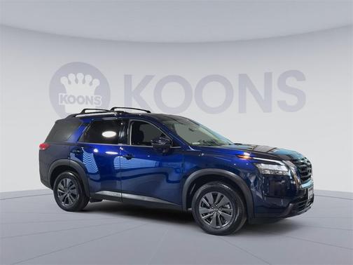 2023 Nissan Pathfinder SV 4WD