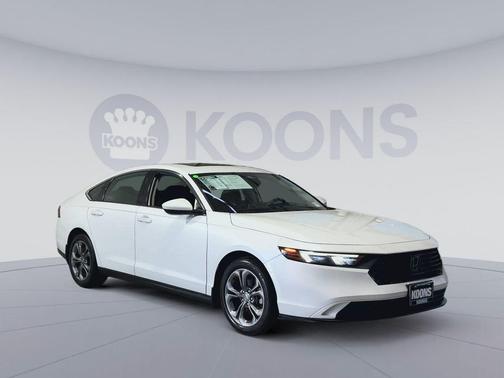 Platinum White Pearl 2024 Honda Accord EX