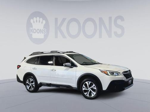 Crystal White Pearl 2021 Subaru Outback Touring XT