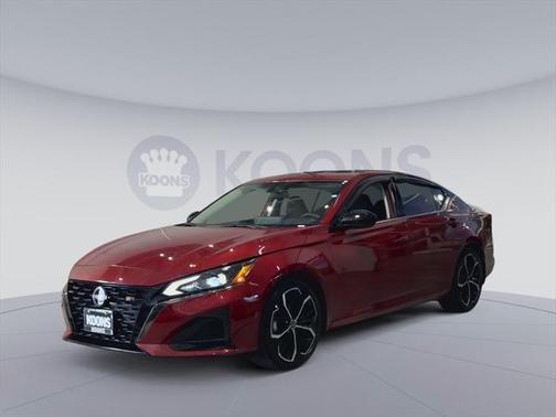 2024 Nissan Altima SR FWD