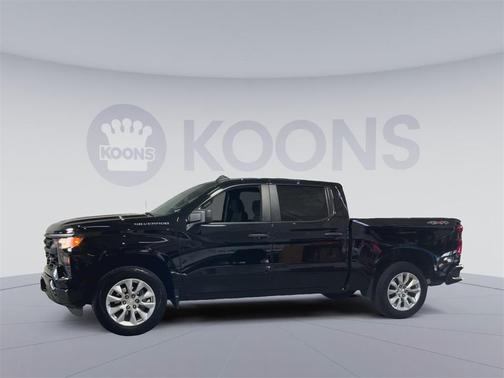 2023 Chevrolet Silverado 1500 Custom