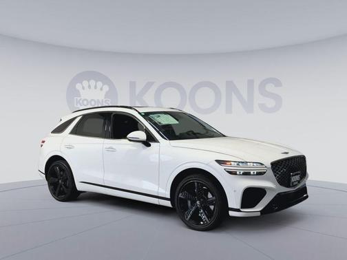Alta White 2023 Genesis GV70 3.5T AWD Sport