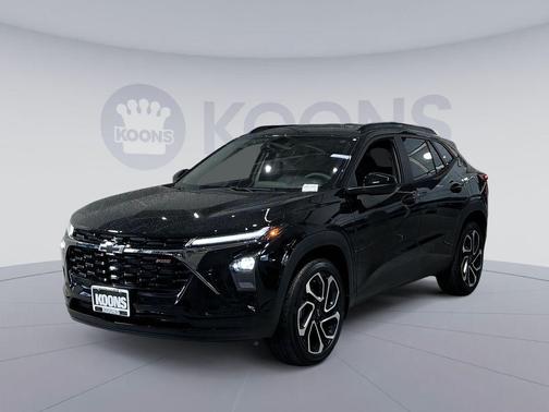Mosaic Black Metallic 2026 Chevrolet Trax 2RS