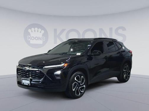 Mosaic Black Metallic 2026 Chevrolet Trax 2RS