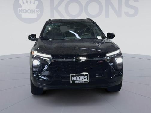 Mosaic Black Metallic 2026 Chevrolet Trax 2RS