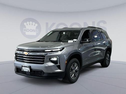 Sterling Gray Metallic 2026 Chevrolet Traverse LT