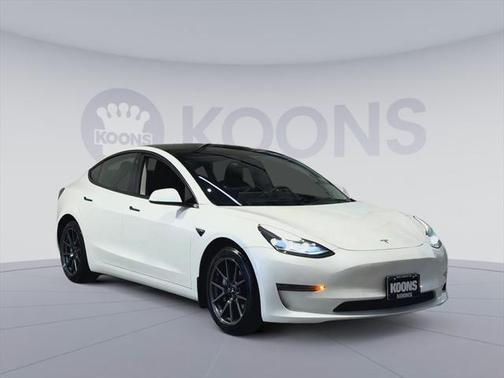 2021 Tesla Model 3 Standard Range Plus