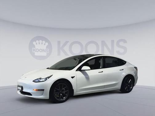 2021 Tesla Model 3 Standard Range Plus