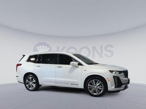2022 Cadillac XT6 Premium Luxury AWD