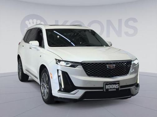 2022 Cadillac XT6 Premium Luxury AWD