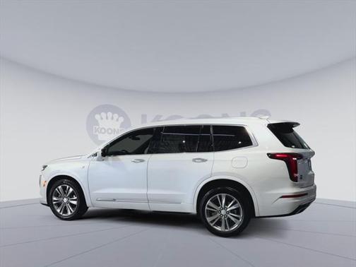 2022 Cadillac XT6 Premium Luxury AWD