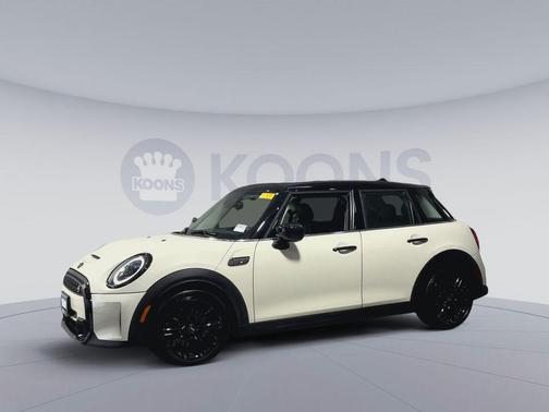 Pepper White 2022 MINI Hardtop Cooper S