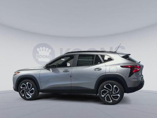Sterling Gray Metallic 2026 Chevrolet Trax FWD 2RS
