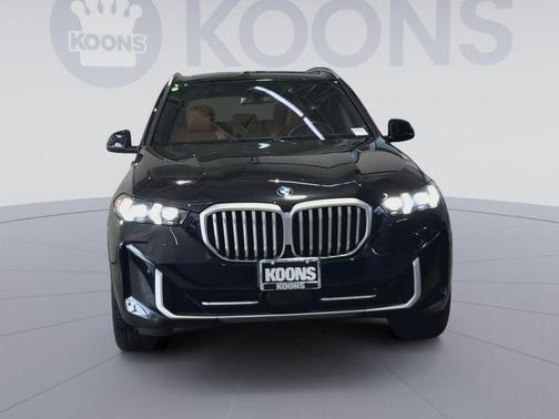 Black Sapphire Metallic 2024 BMW X5 xDrive40i
