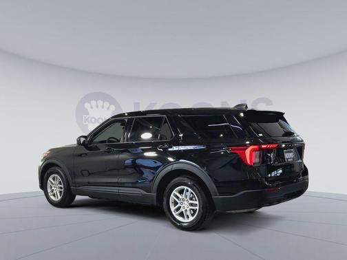 AGATE BLACK METALLIC 2026 Ford Explorer Active