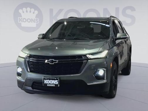 2022 Chevrolet Traverse LT Cloth