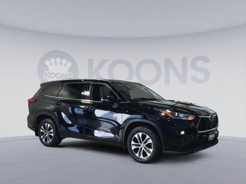 2021 Toyota Highlander Hybrid XLE