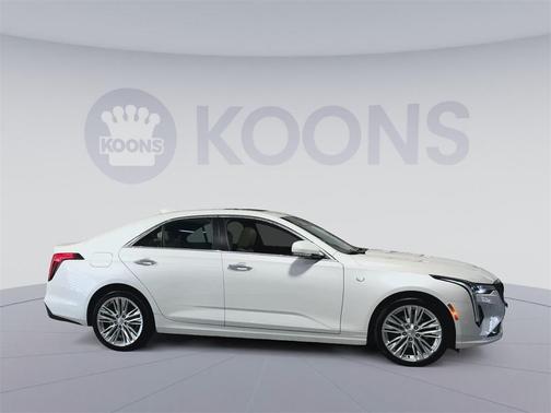 2023 Cadillac CT4 Premium Luxury