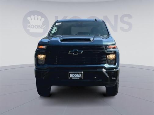 2025 Chevrolet Silverado 2500 Custom
