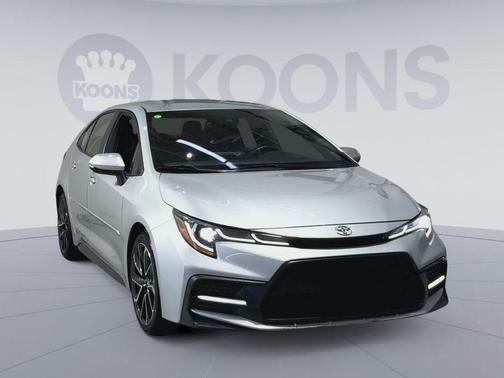 Classic Silver Metallic 2022 Toyota Corolla SE