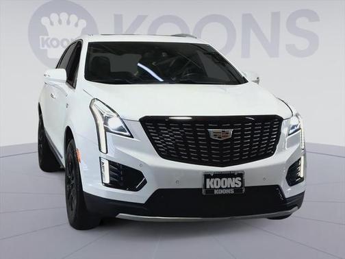 2022 Cadillac XT5 Premium Luxury