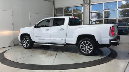 Summit White 2022 GMC Canyon Denali
