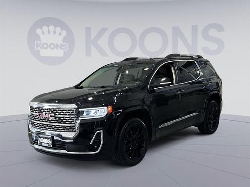 2023 GMC Acadia Denali