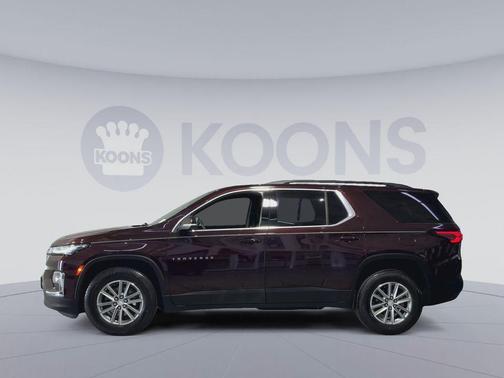 Black Cherry Metallic 2023 Chevrolet Traverse LT Cloth