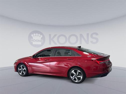 2023 Hyundai ELANTRA Limited